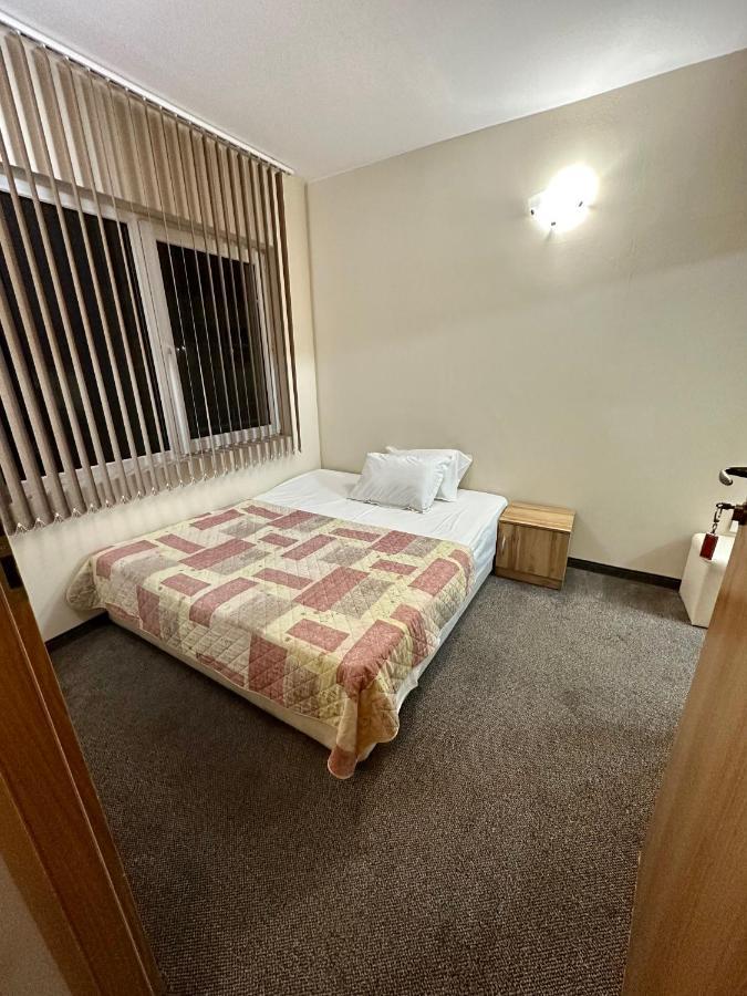 Julia Rooms Sofia Bagian luar foto