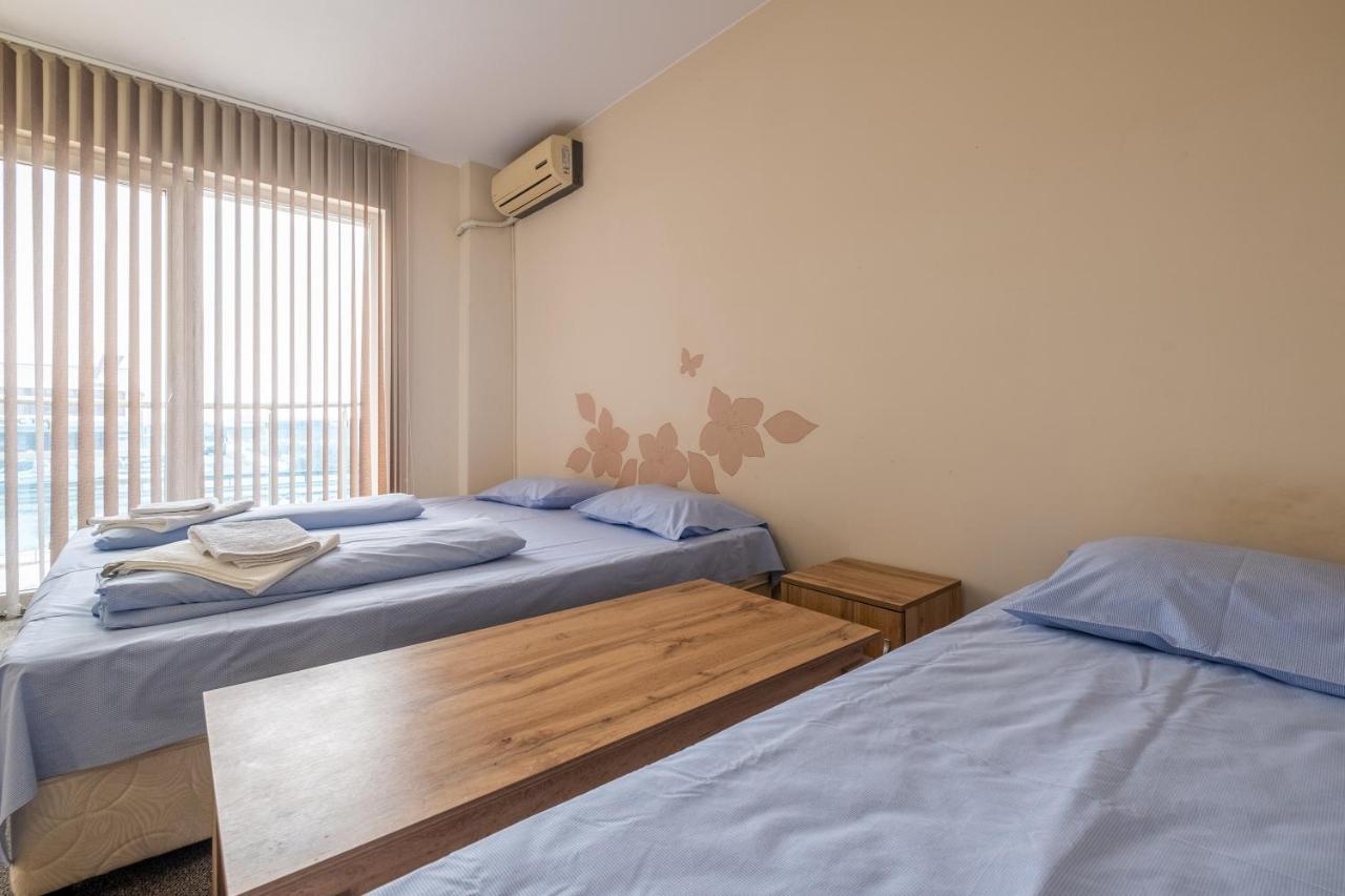 Julia Rooms Sofia Bagian luar foto