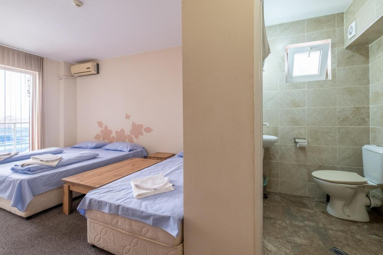 Julia Rooms Sofia Bagian luar foto